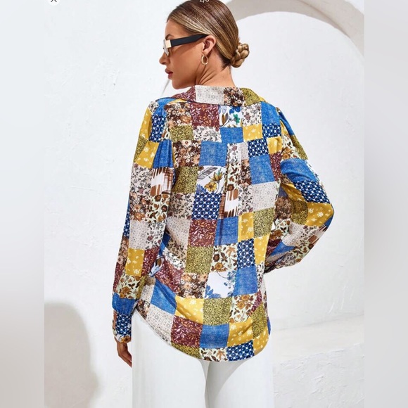 Cute blouse - Picture 2 of 4